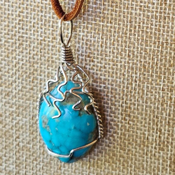 Southwest Turquoise and Sterling Silver Pendant - Picture 5 of 7